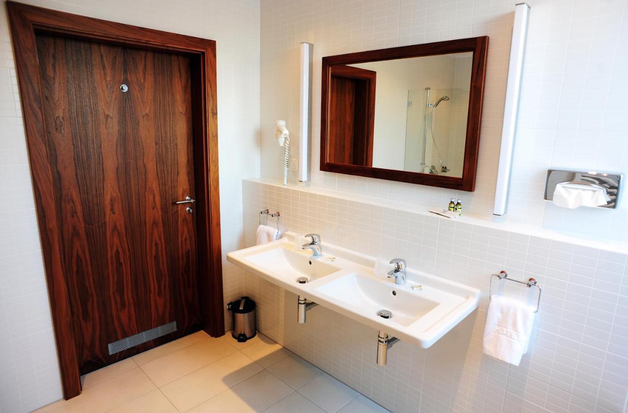 Hotel Zamek Lubliniec Ngoại thất bức ảnh